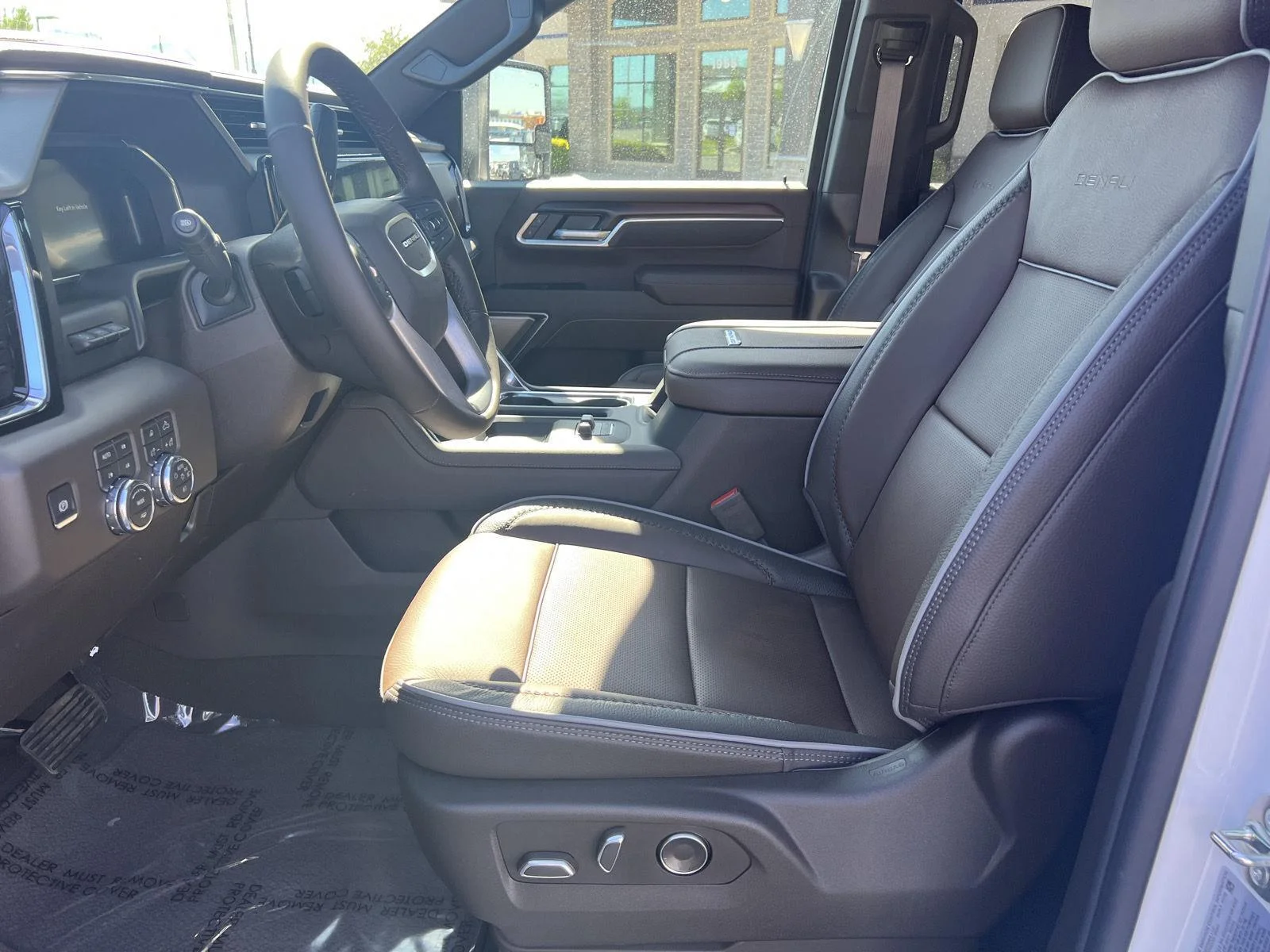 2026 GMC Sierra 3500HD Denali - Photo 16