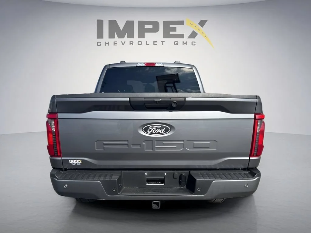 Used 2024 Gray Ford XLT image 4