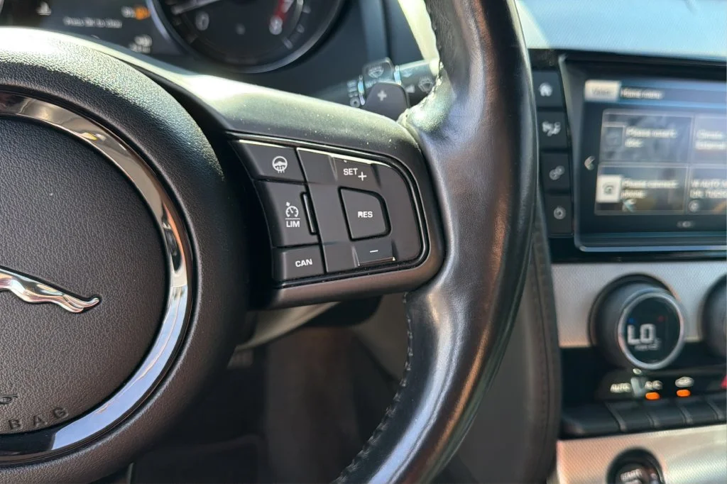 Used 2017 Gray Jaguar Premium image 22