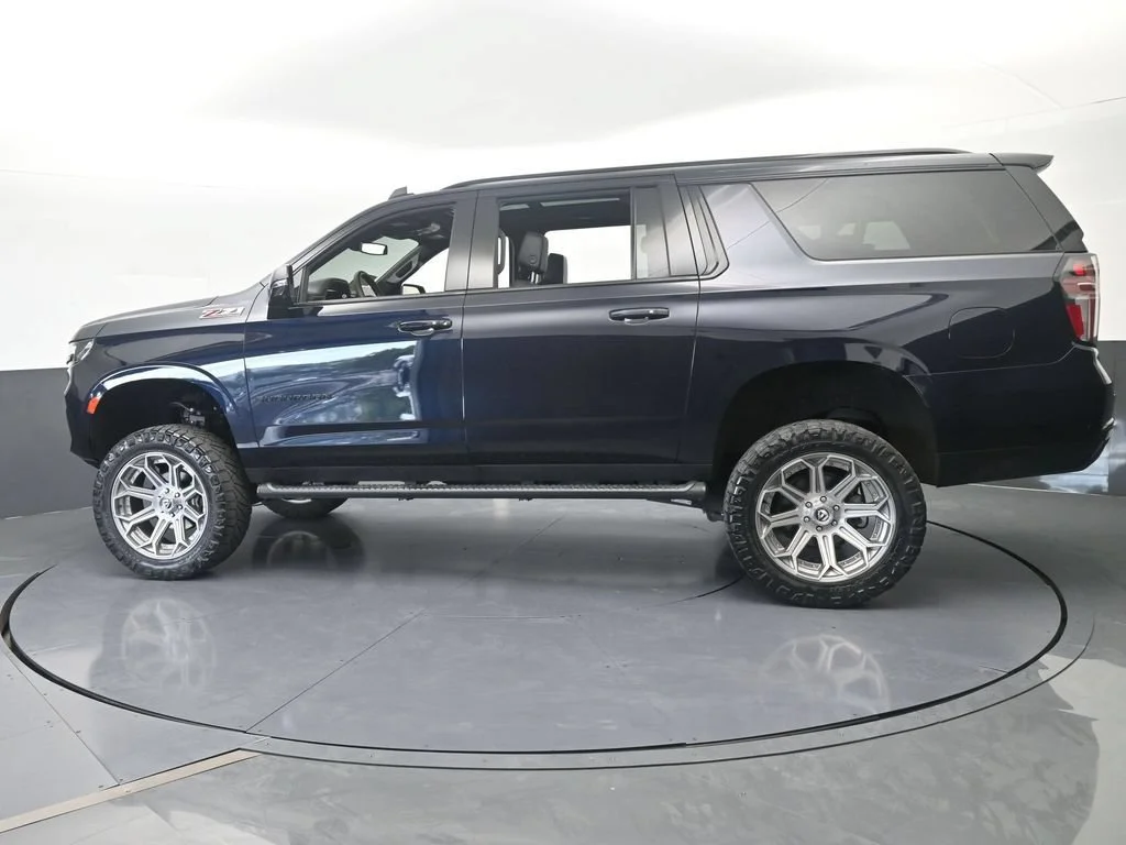 Used 2022 MIDNIGHT BLUE METALLIC Chevrolet Z71 image 3