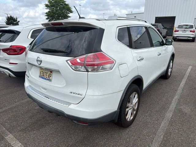 Used 2016 White Nissan SV image 3