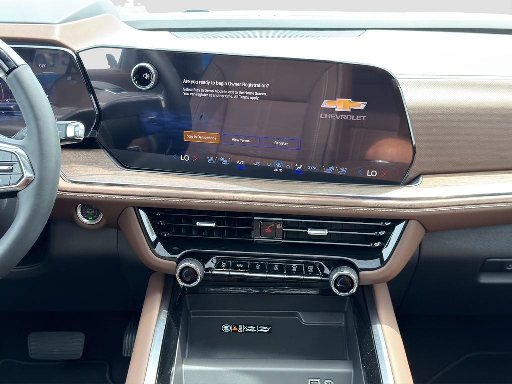 2026 Chevrolet Suburban High Country - Photo 14