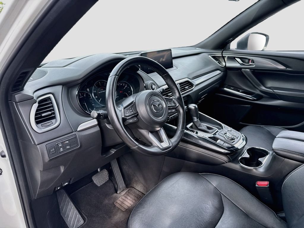 Used 2021 Snowflake White Pearl Mica Mazda Grand Touring image 9