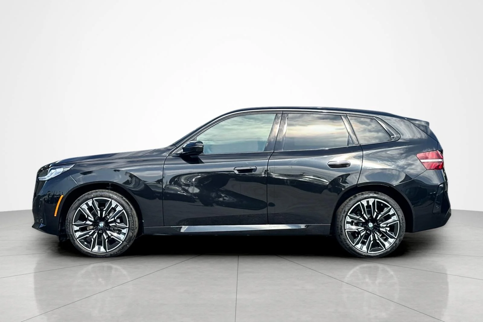 New 2026 Black Sapphire Metallic BMW 30 xDrive image 2