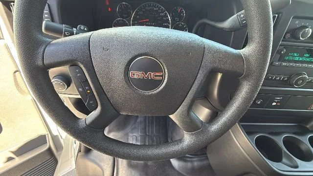 2026 GMC Savana Cargo Work Van - Photo 21