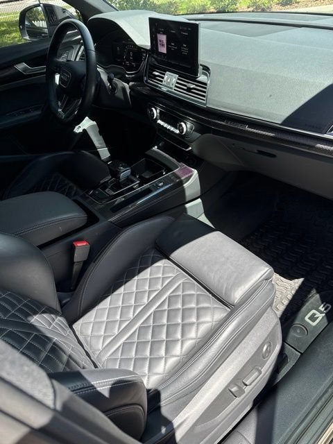 Used 2024 Gray Audi Premium Plus image 8