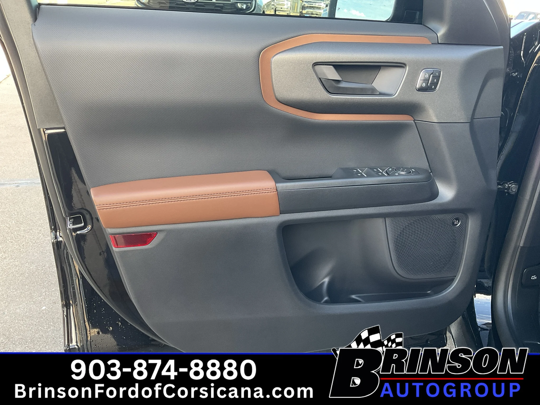 New 2026 Shadow Black Ford Outer Banks® image 10
