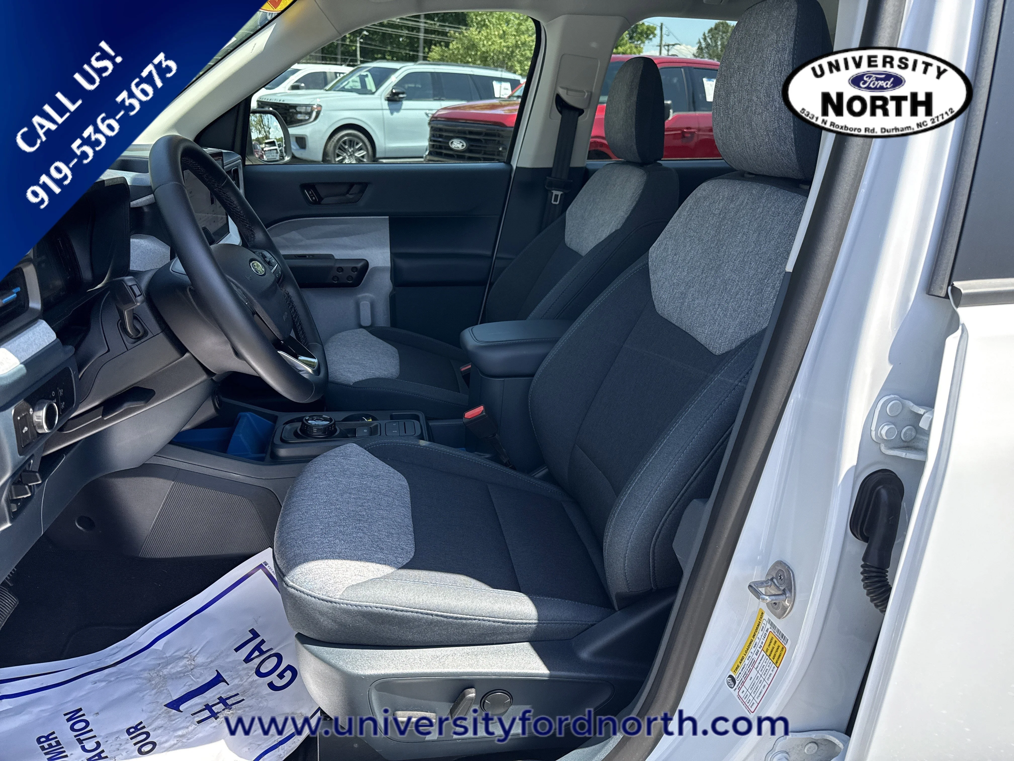 Used 2025 Oxford White Ford XLT image 19