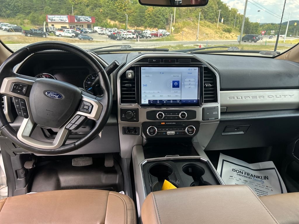 Used 2022 White Ford Lariat image 15