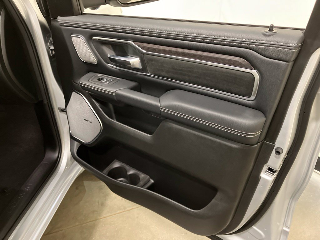 New 2027 Silver Zynith Exterior Paint RAM Laramie image 23