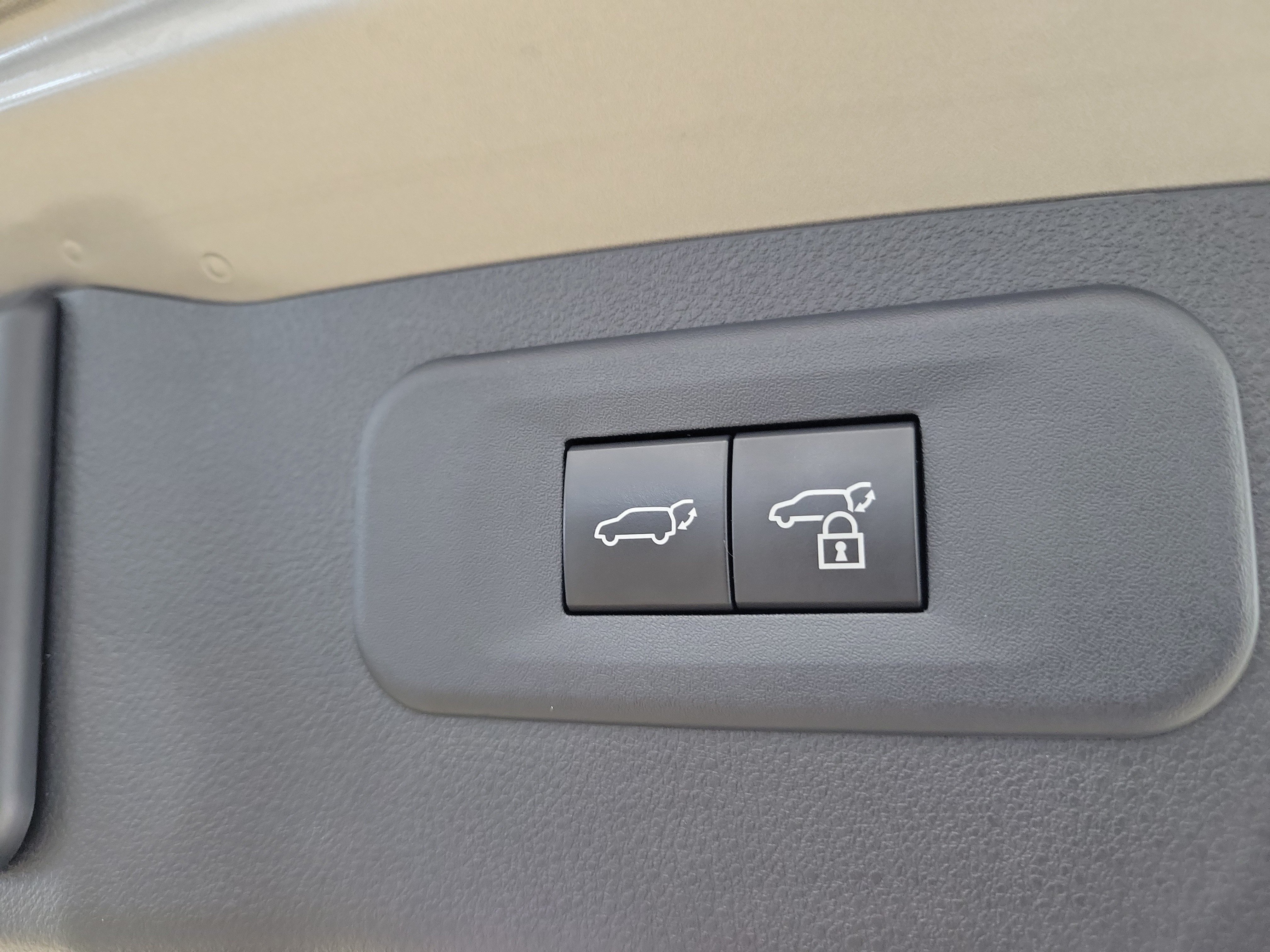 Used 2024 Atomic Silver Lexus NX 250 Premium image 13