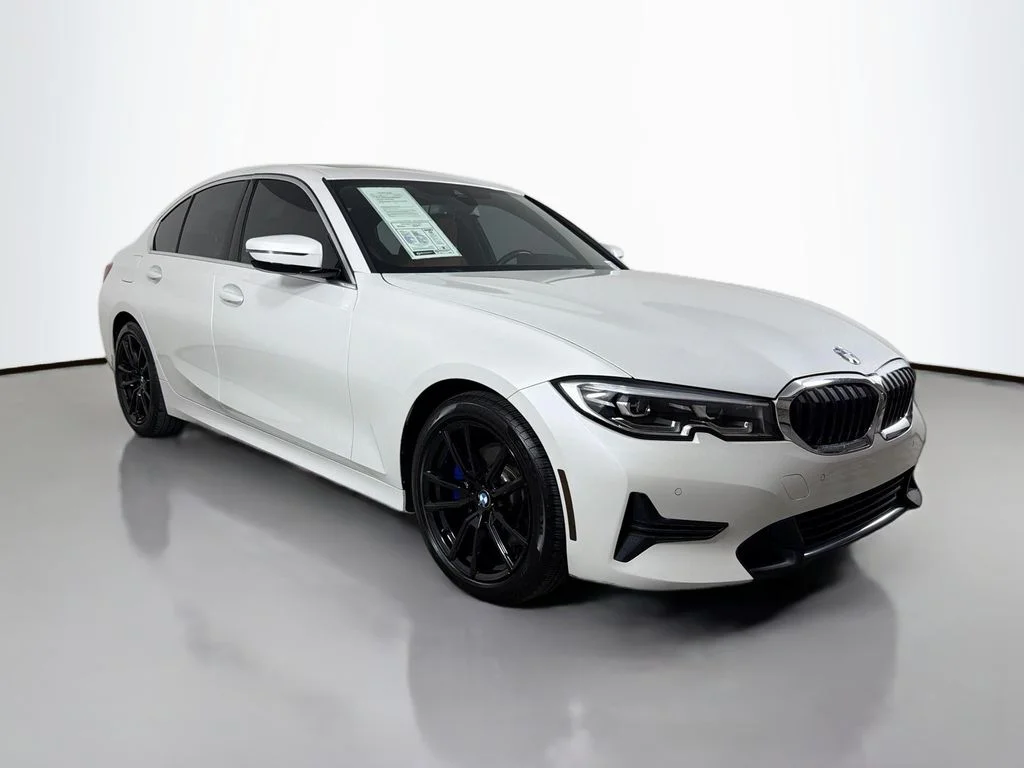 Used 2019 White BMW 330i image 3