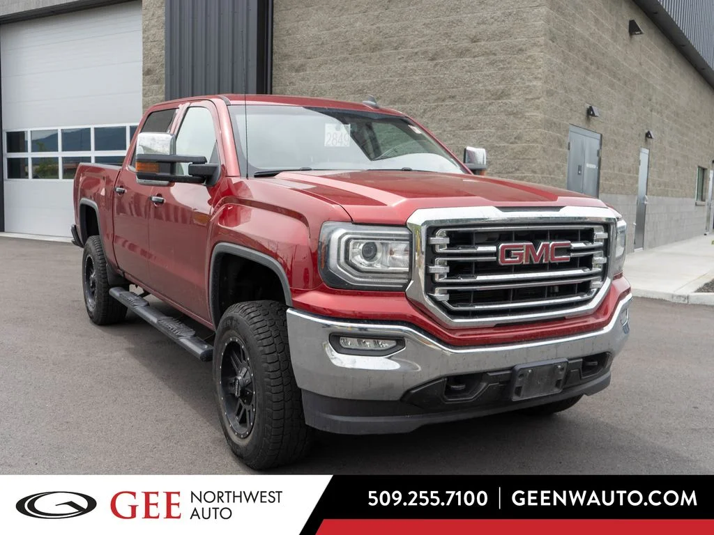 2018 GMC Sierra 4WD Crew Cab Short Box SLT's photo