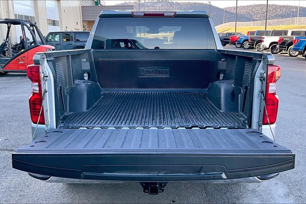 2025 Chevrolet Silverado 1500 LT - Photo 18
