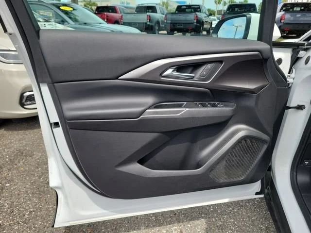 2025 Chevrolet Equinox EV 1LT - Photo 22