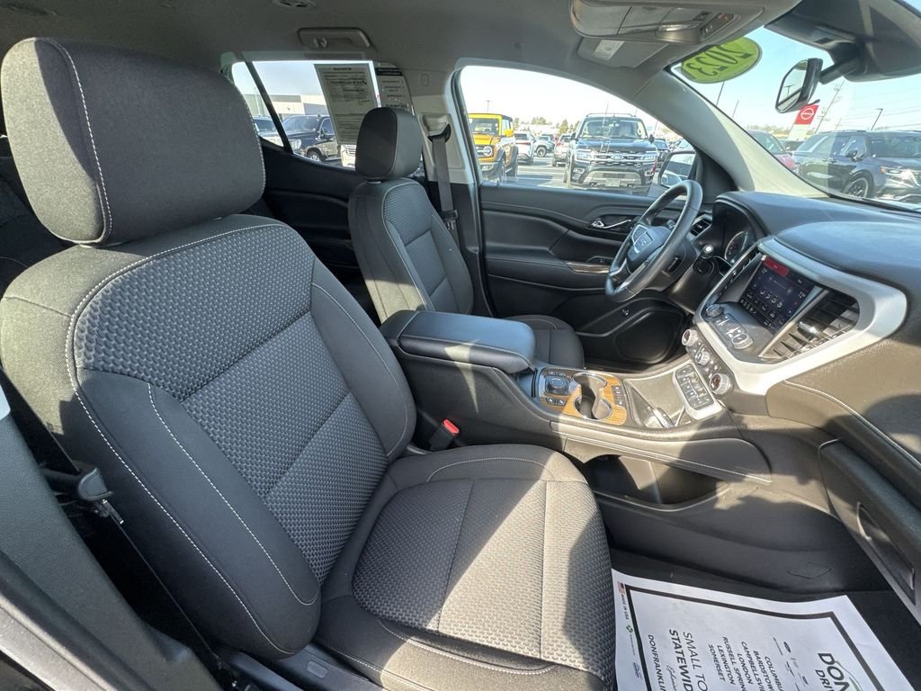 Used 2023 Black GMC SLE image 25