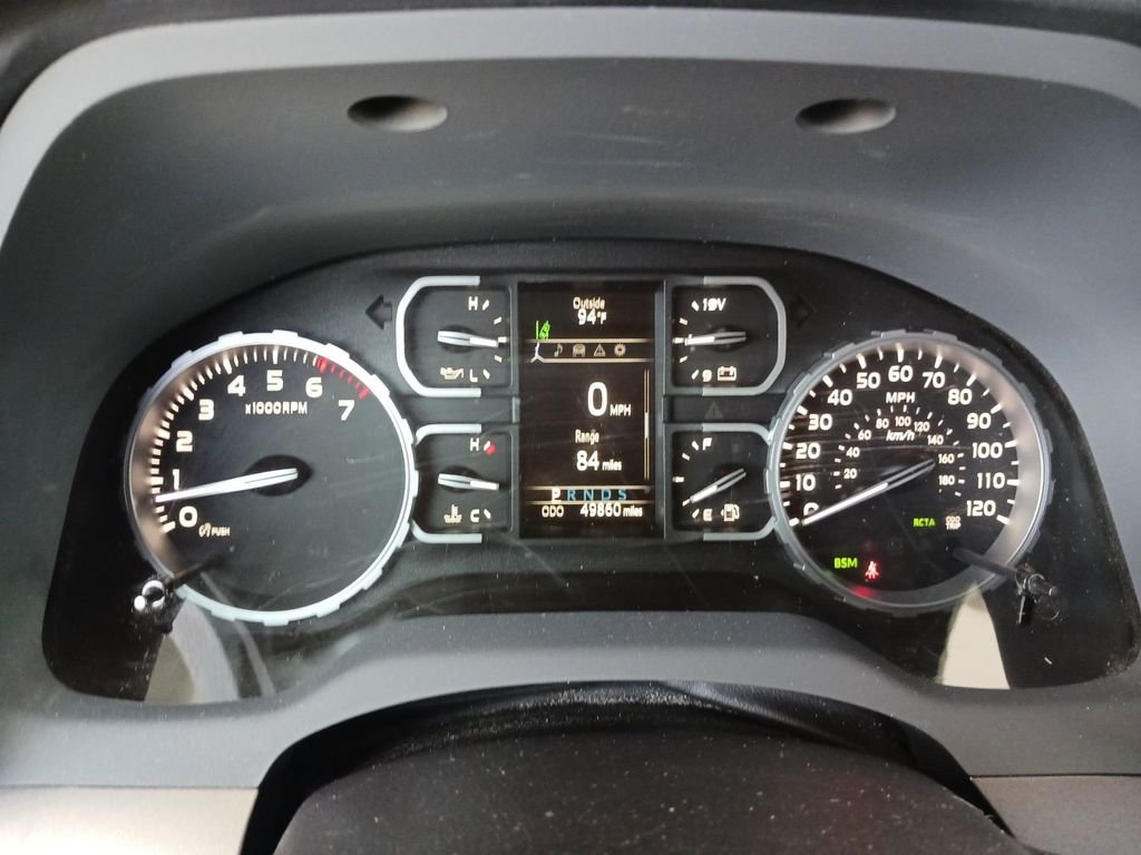 Used 2021 White Toyota SR5 image 18