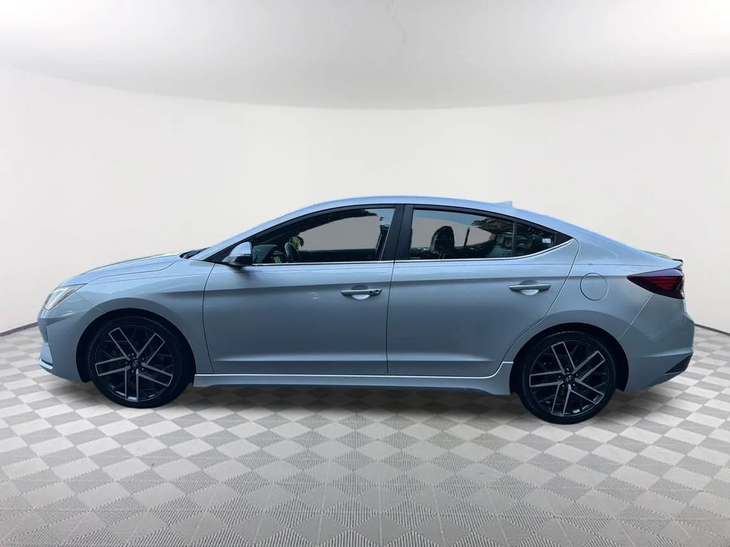 Used 2019 Silver Hyundai Sport image 8