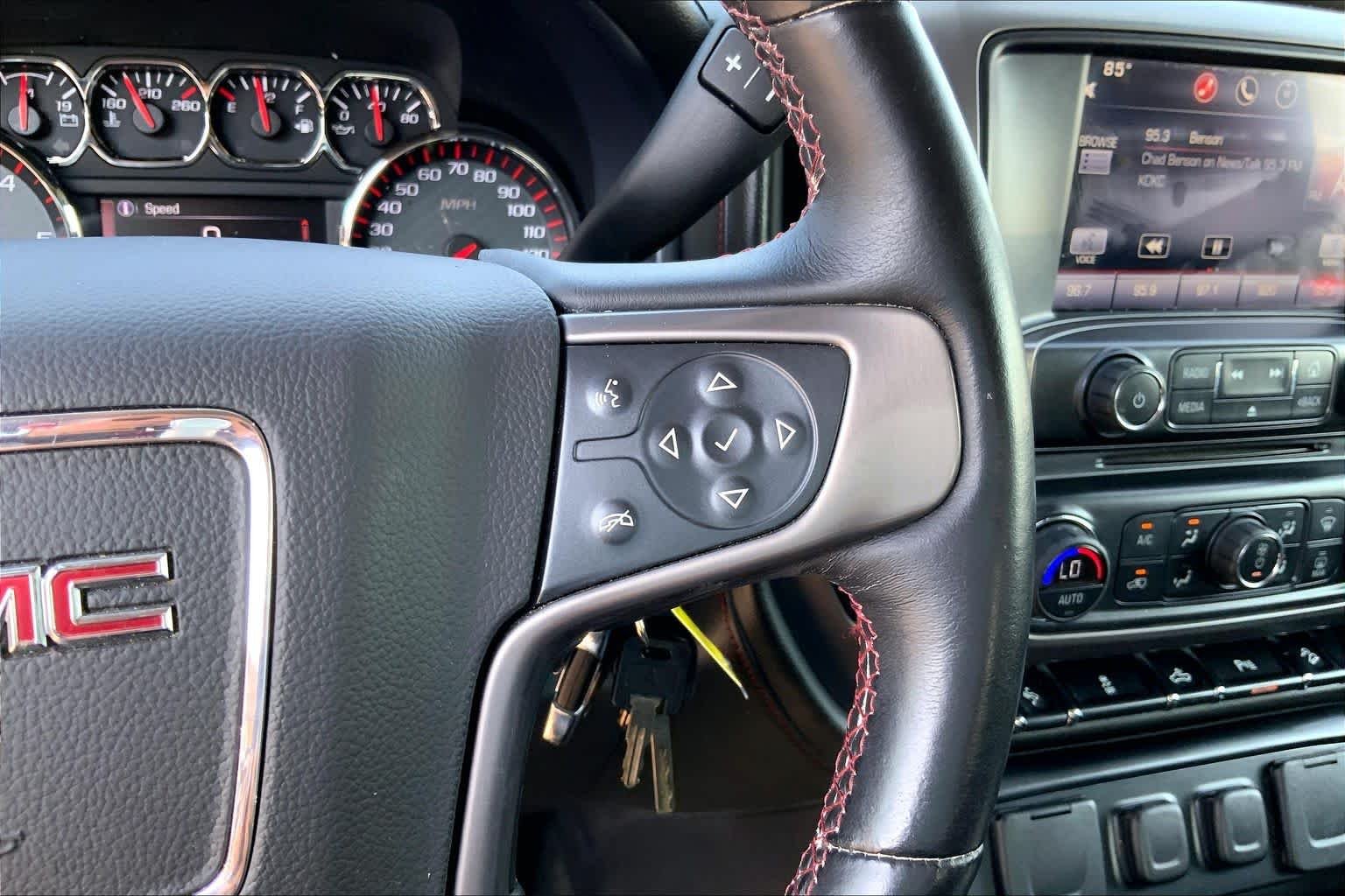 Used 2015 Onyx Black GMC SLT image 24