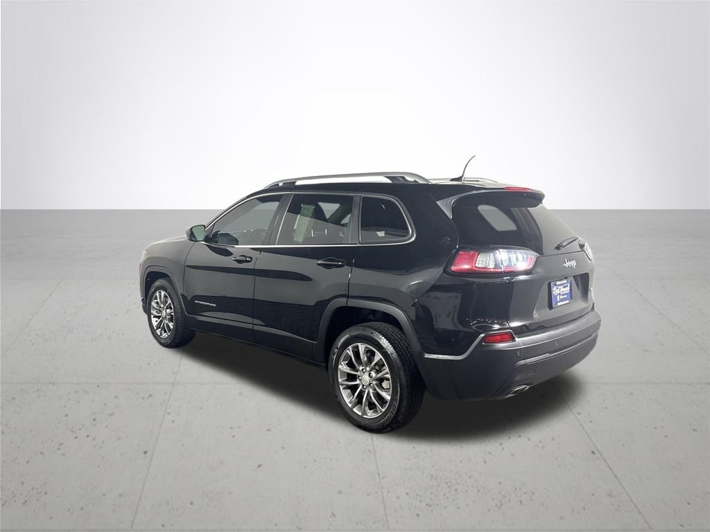 Used 2021 Diamond Black Jeep Latitude Lux image 8