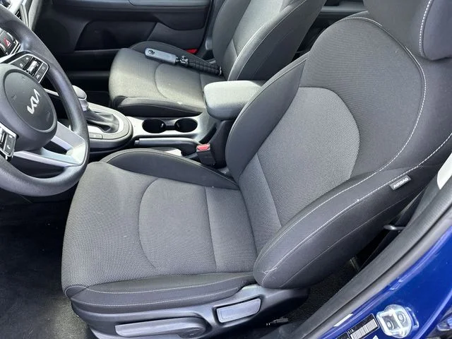 Used 2024 Blue Kia LXS image 15