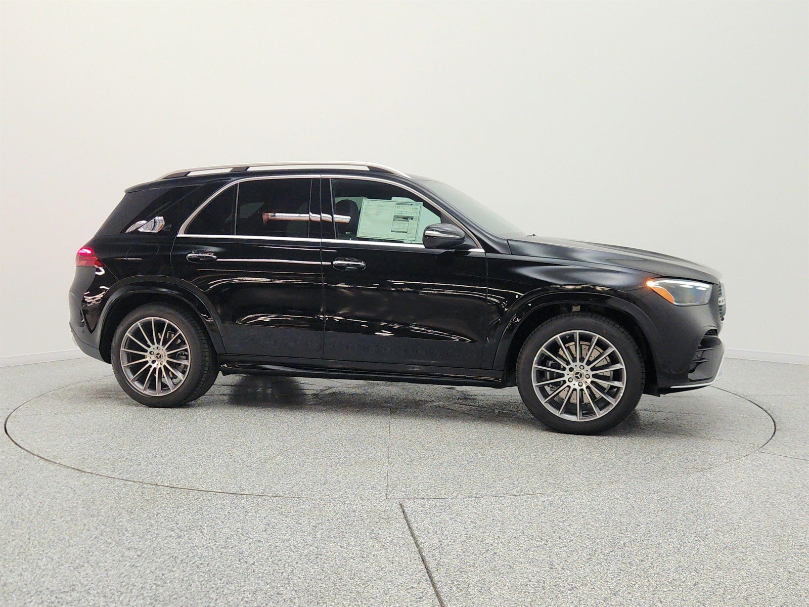 New 2026 Black Mercedes-Benz GLE 450 4MATIC® SUV image 4