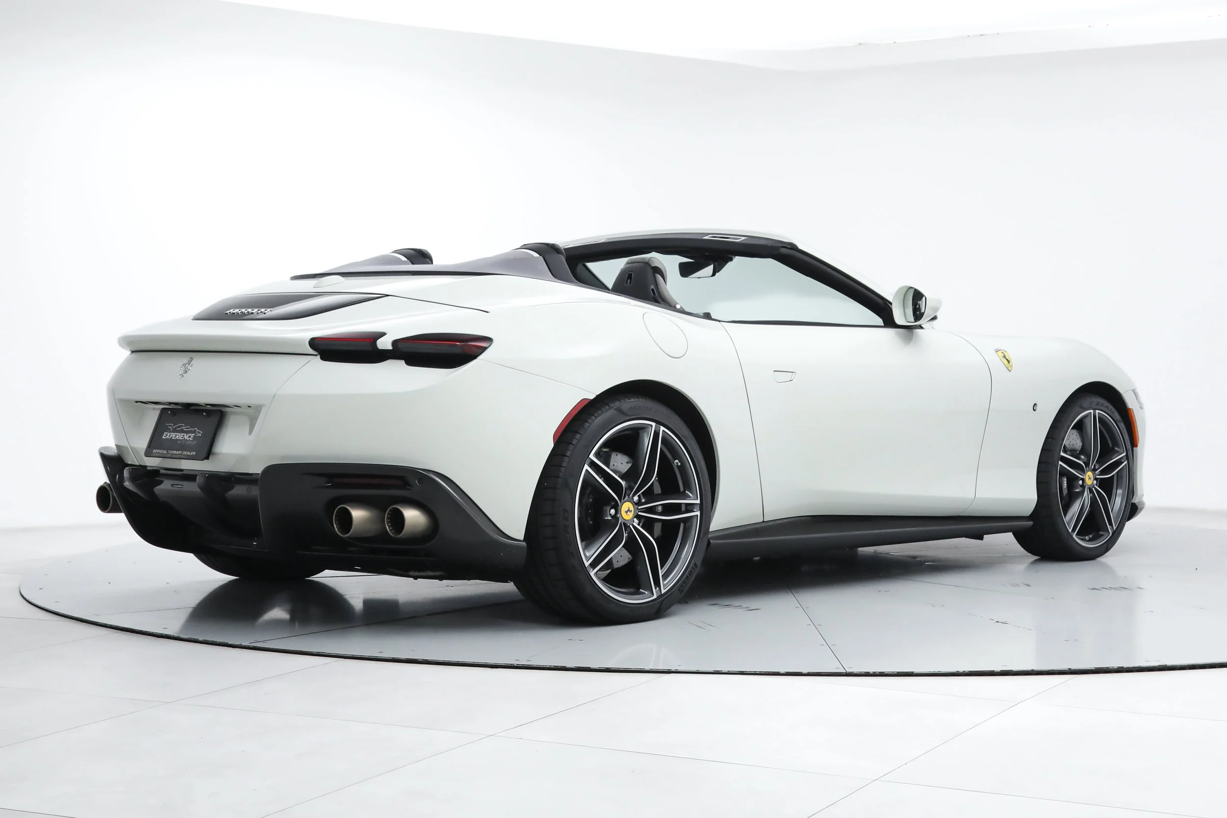Used 2024 White Ferrari  image 3