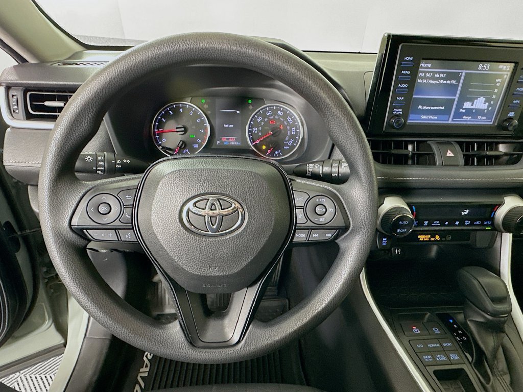 Used 2019  Toyota XLE image 11