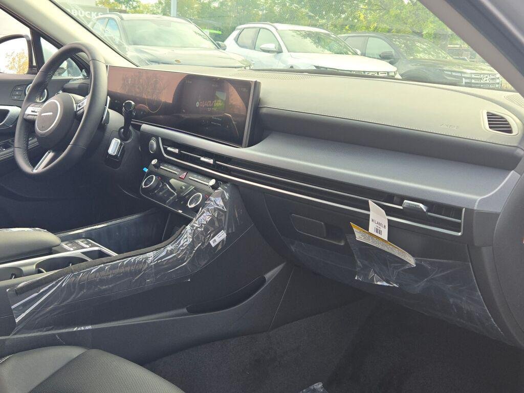 New 2025 Silver Hyundai Limited image 8