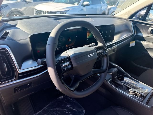 Certified Used 2026 Metal Kia LX image 9