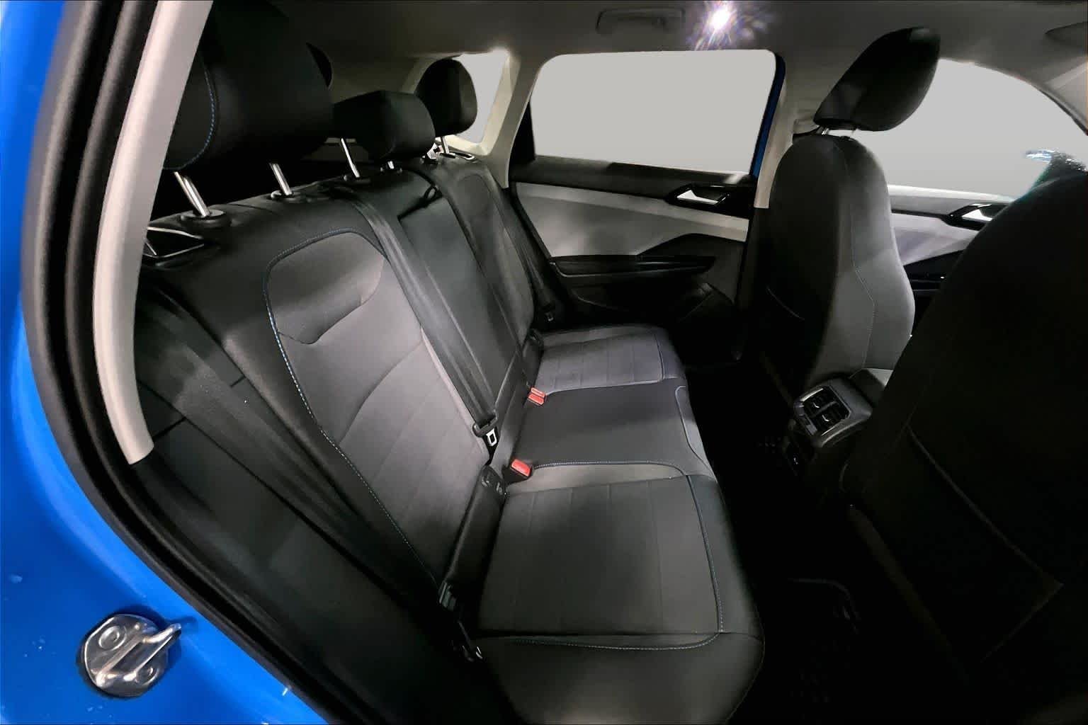 Used 2024 Cornflower Blue w/Deep Black Roof Volkswagen SE Black image 19