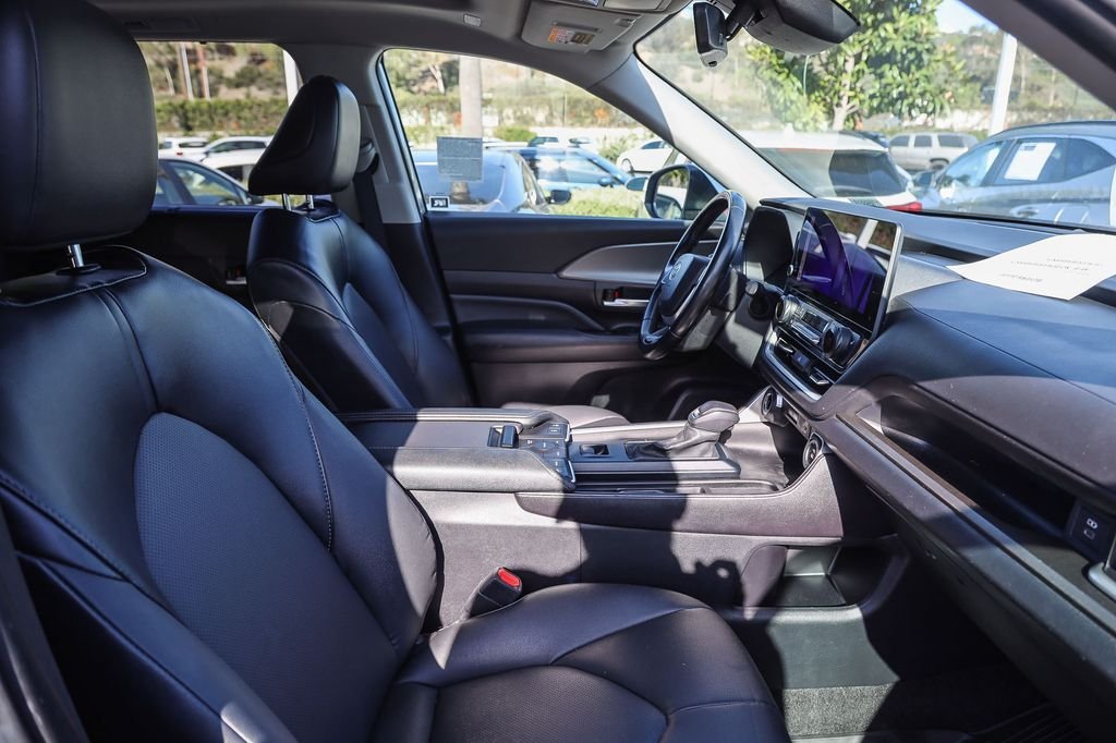 2024 Toyota Grand Highlander XLE - Photo 17