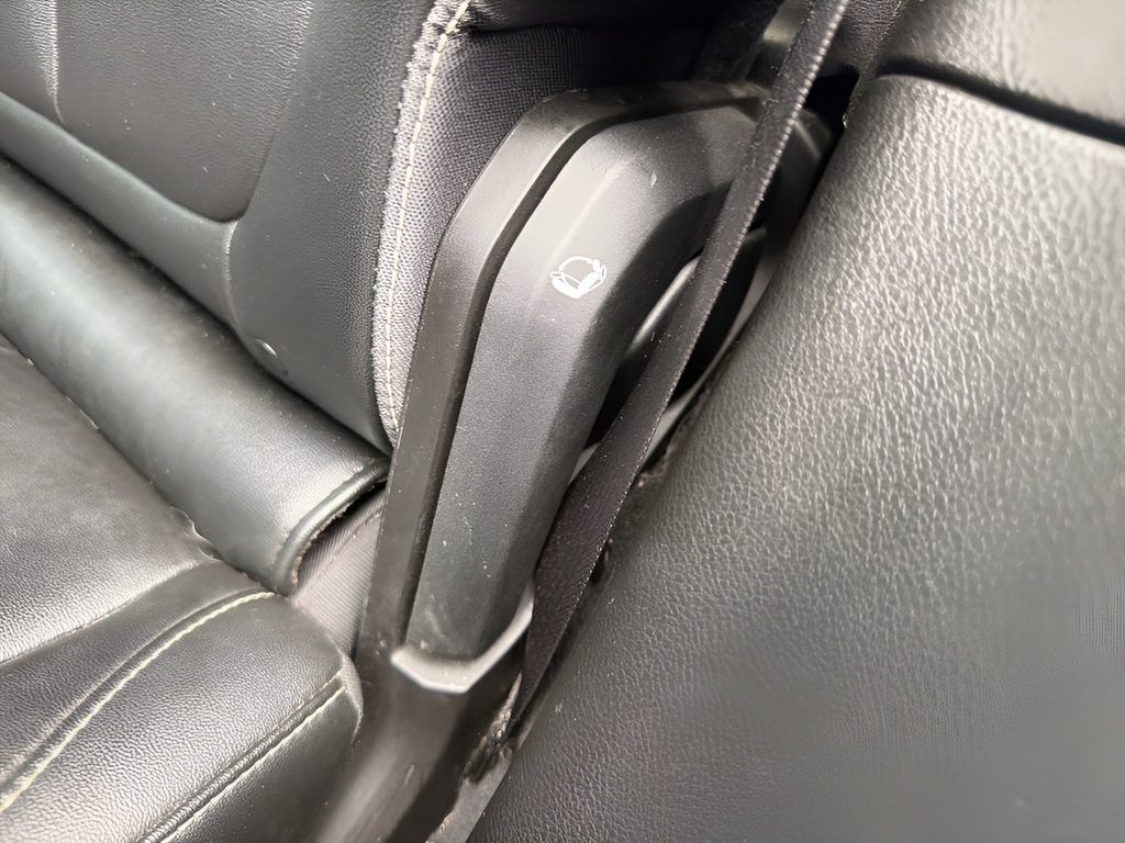 Used 2024 Black Jeep 4xe image 32