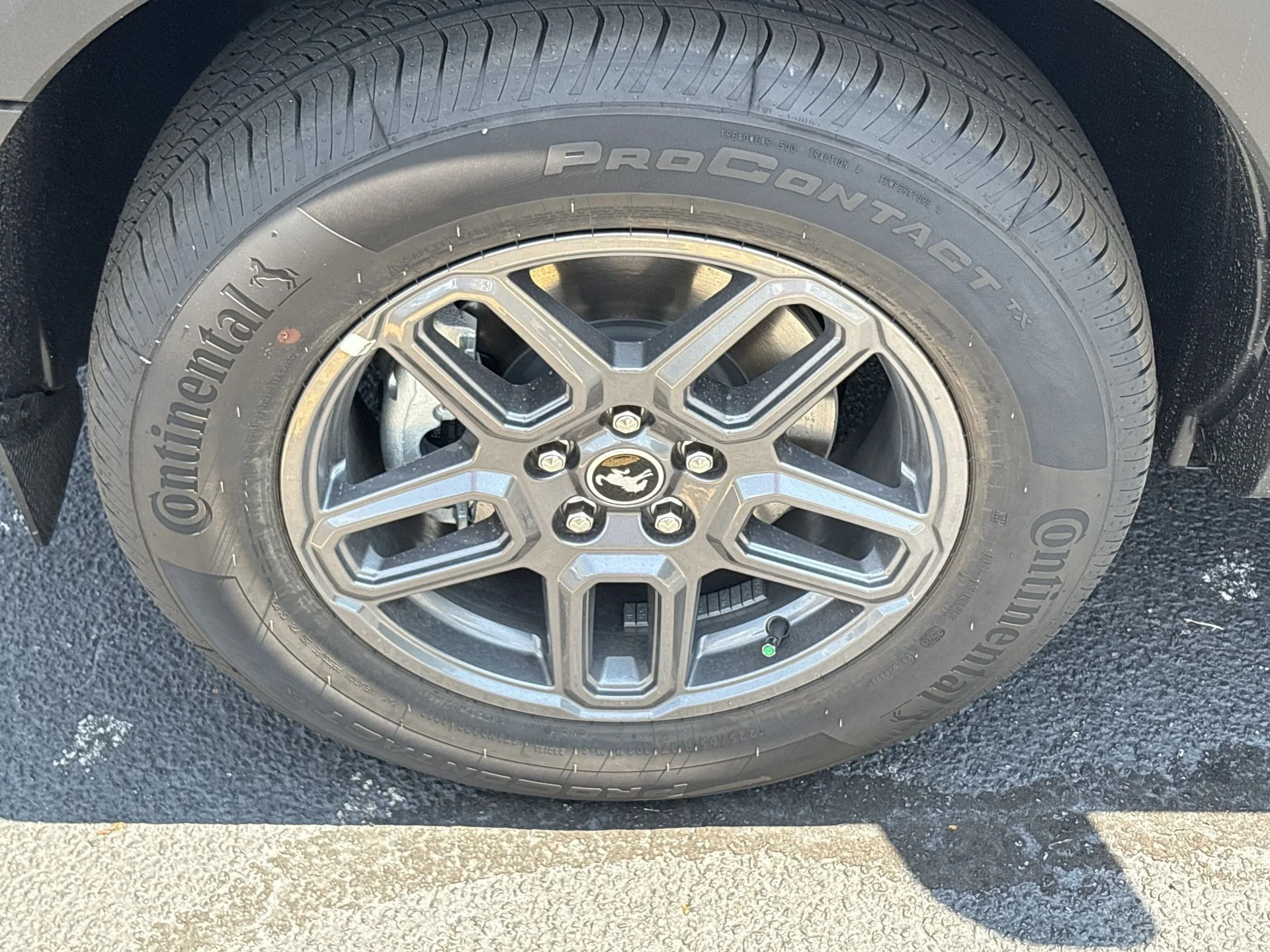 New 2026 Carbonized Gray Metallic Ford Big Bend® image 21