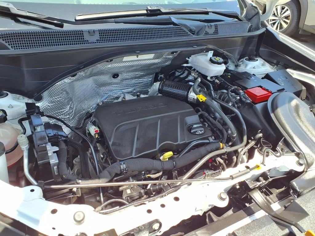 Used 2023 White Buick Preferred image 25