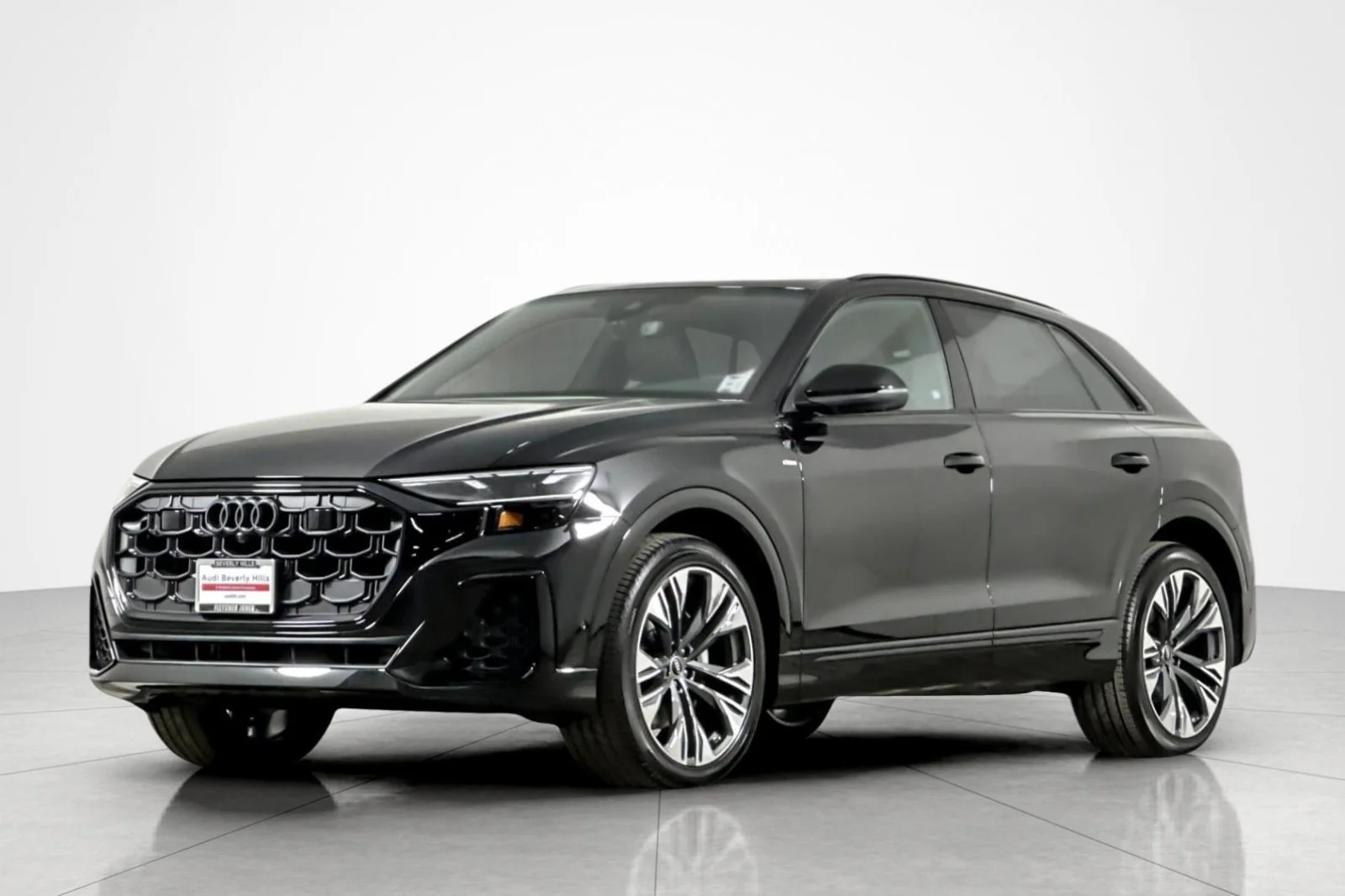 2026 Audi Q8 55 Premium Plus quattro Tiptonic's photo