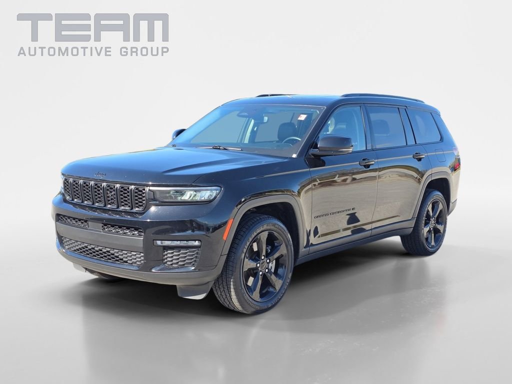 Used 2022 Black Jeep Limited image 3