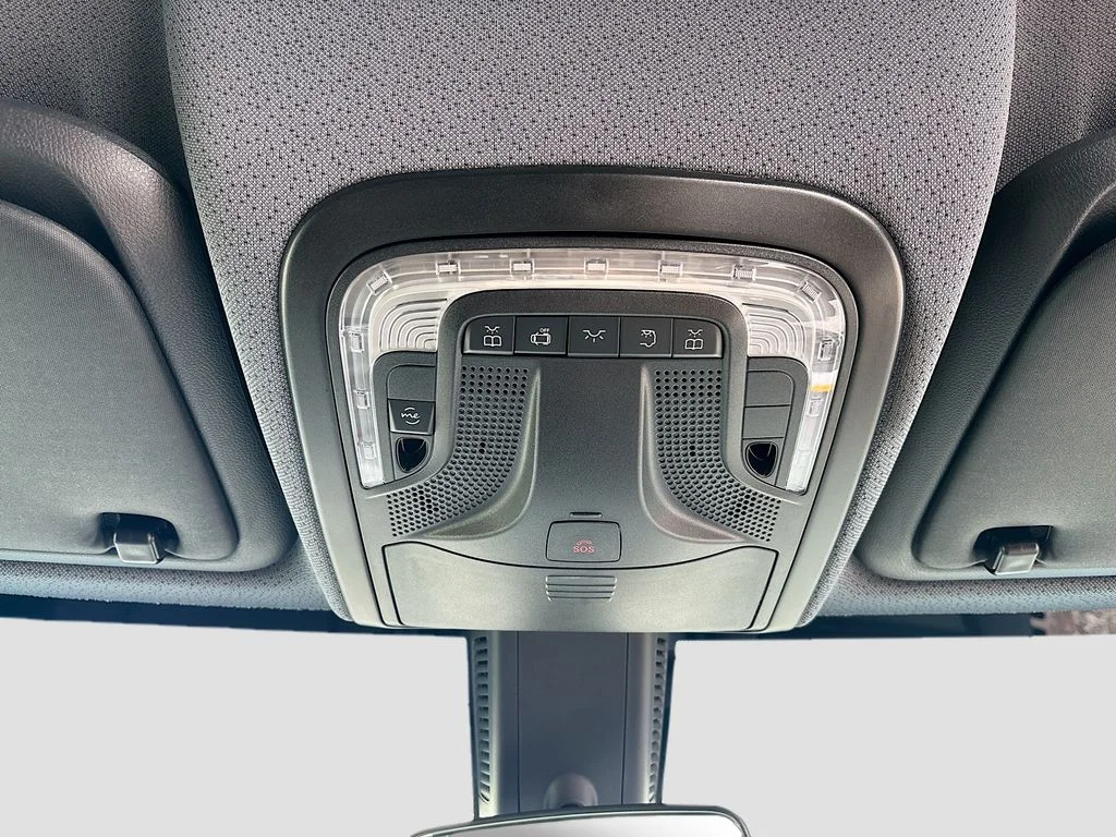 New 2026  Mercedes-Benz Passenger 170 WB image 39