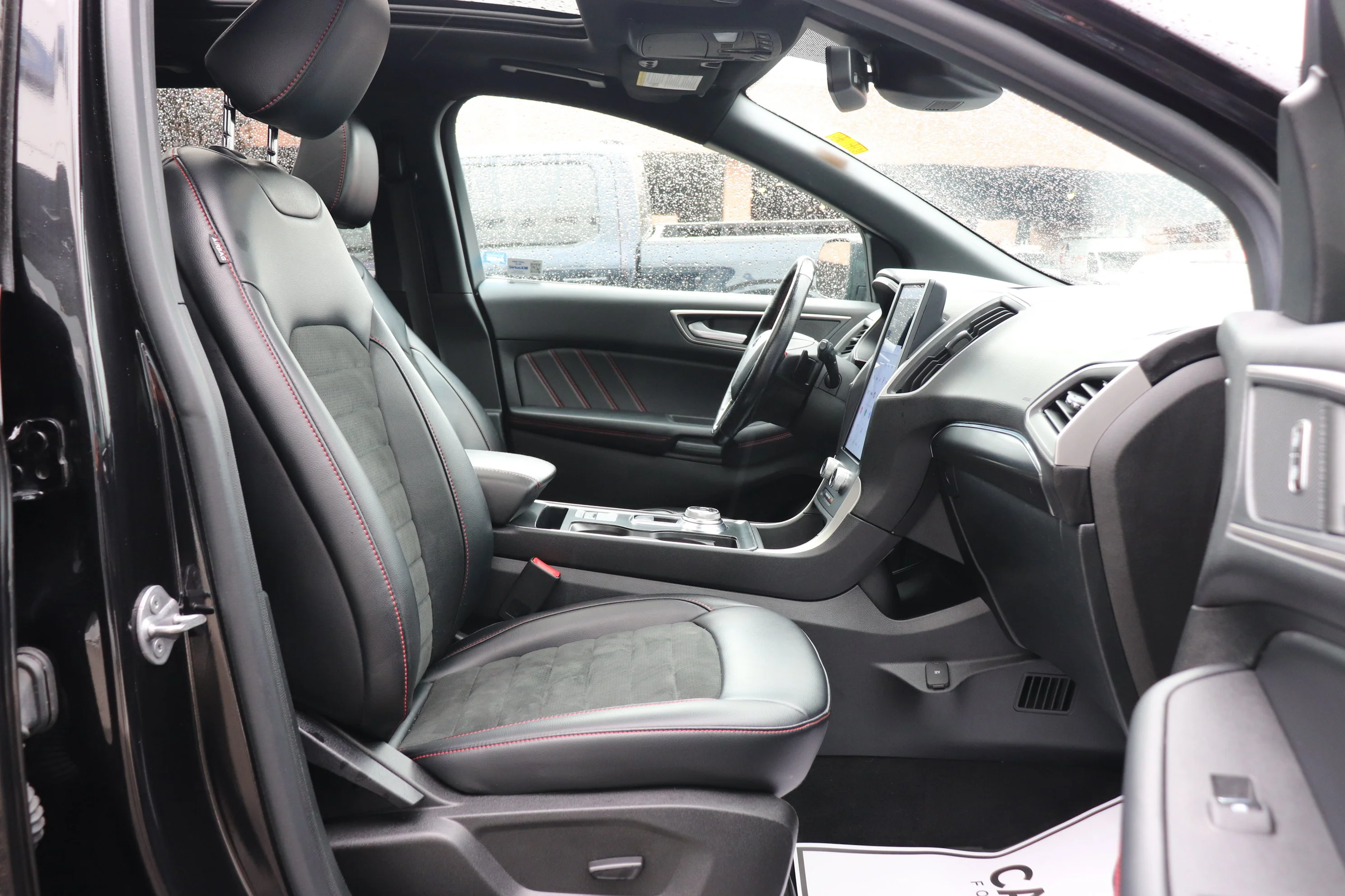 Used 2023 Black Ford SEL image 9