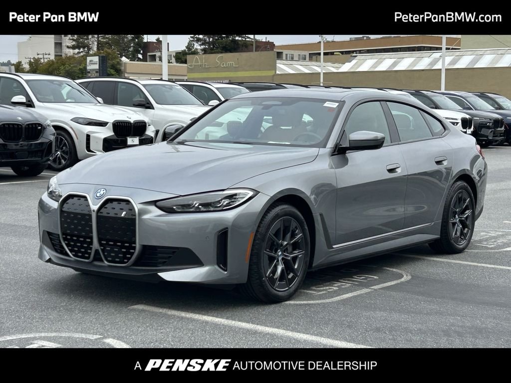 2023 BMW i4 eDrive35's photo