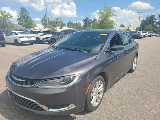 Used 2016 Gray Chrysler Limited image 1