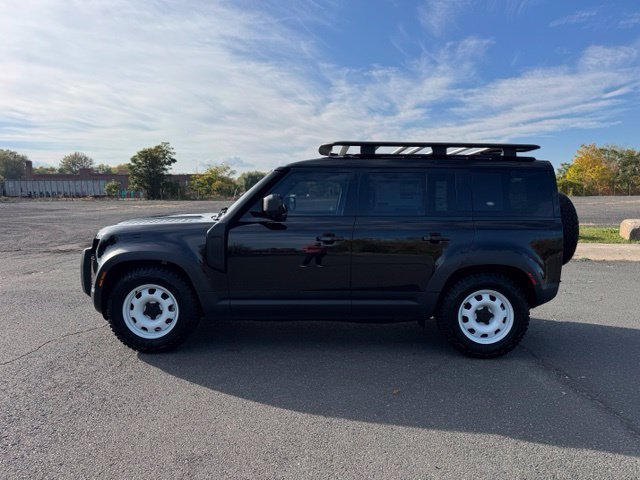 New 2024 Santorini Black Land Rover S image 2