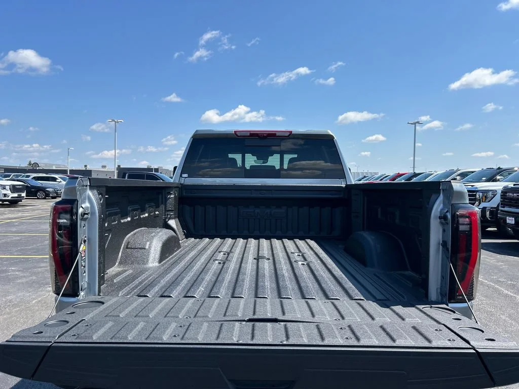 2026 GMC Sierra 2500HD AT4X - Photo 39