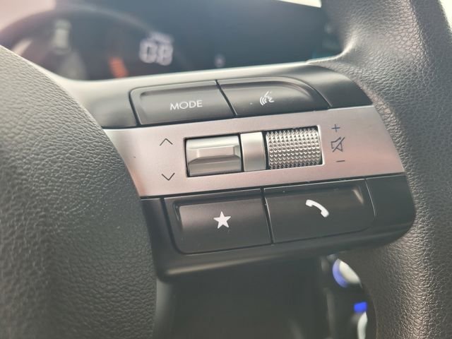 Used 2025 Silver Hyundai SEL image 27