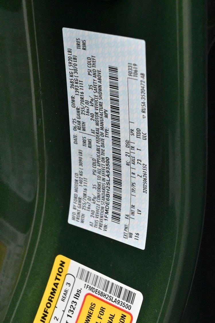 Used 2025 Green Ford Base image 41