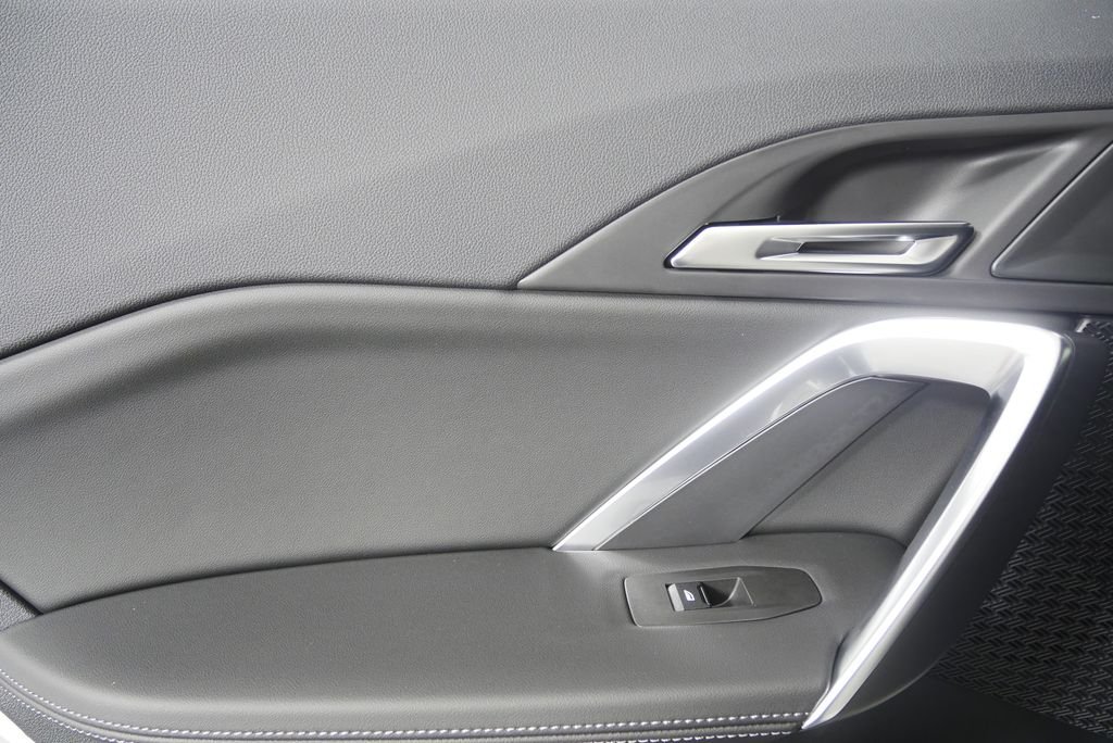 New 2026 Alpine White BMW xDrive28i image 13