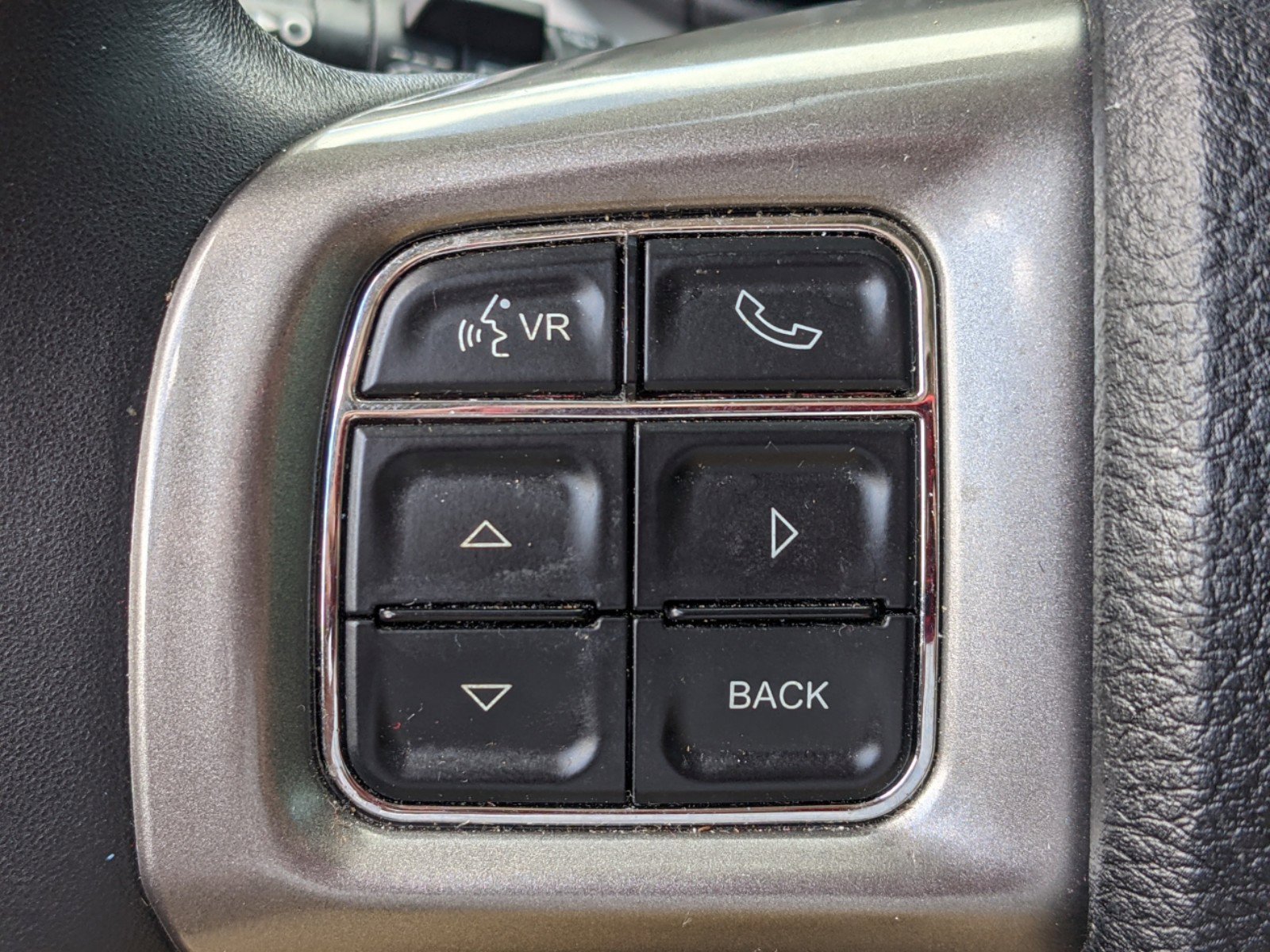 Used 2015 Pitch Black Clearcoat Dodge Crossroad image 21