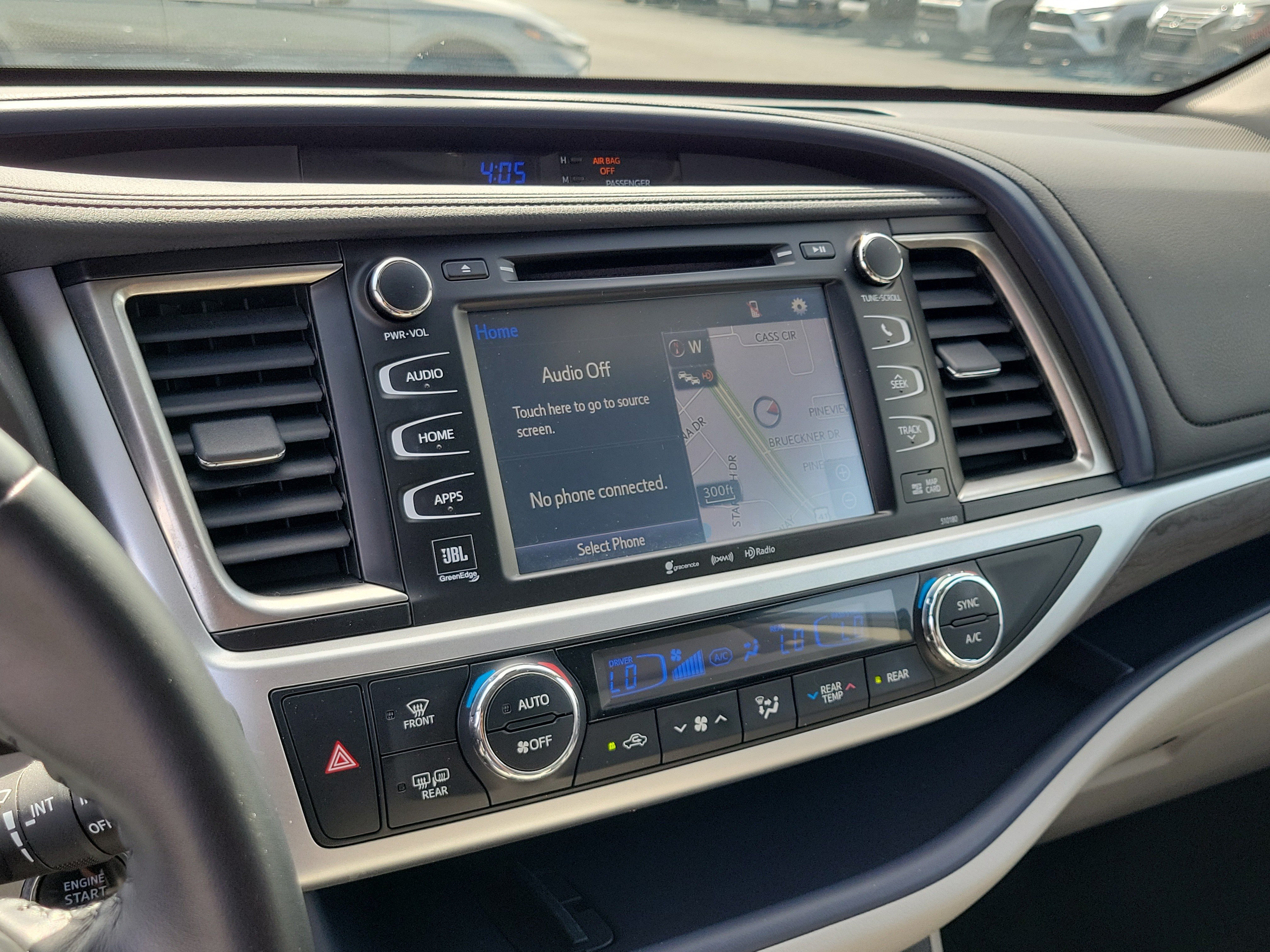 Used 2018 Blizzard Pearl Toyota Limited image 27