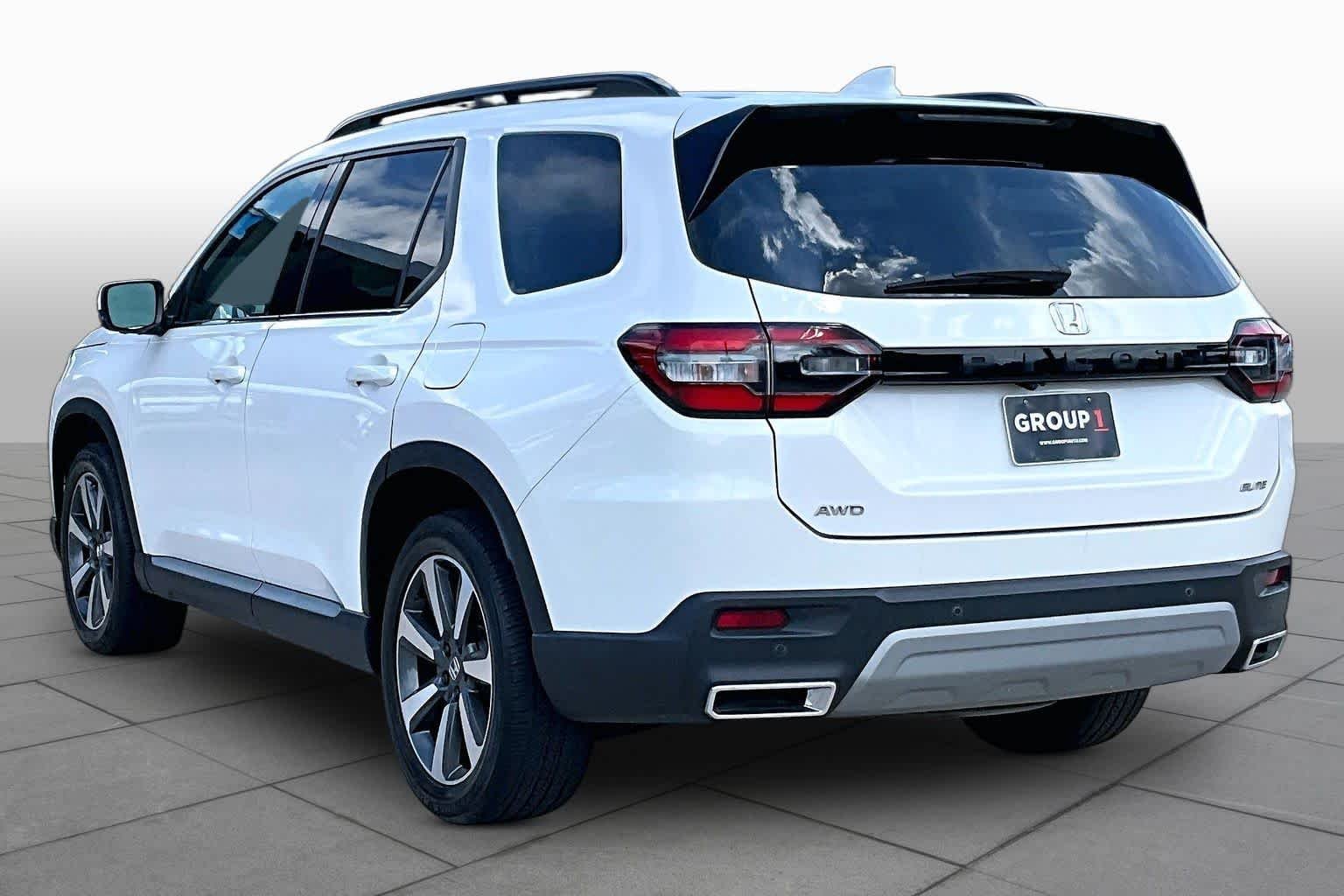 2023 Honda Pilot Elite - Photo 12