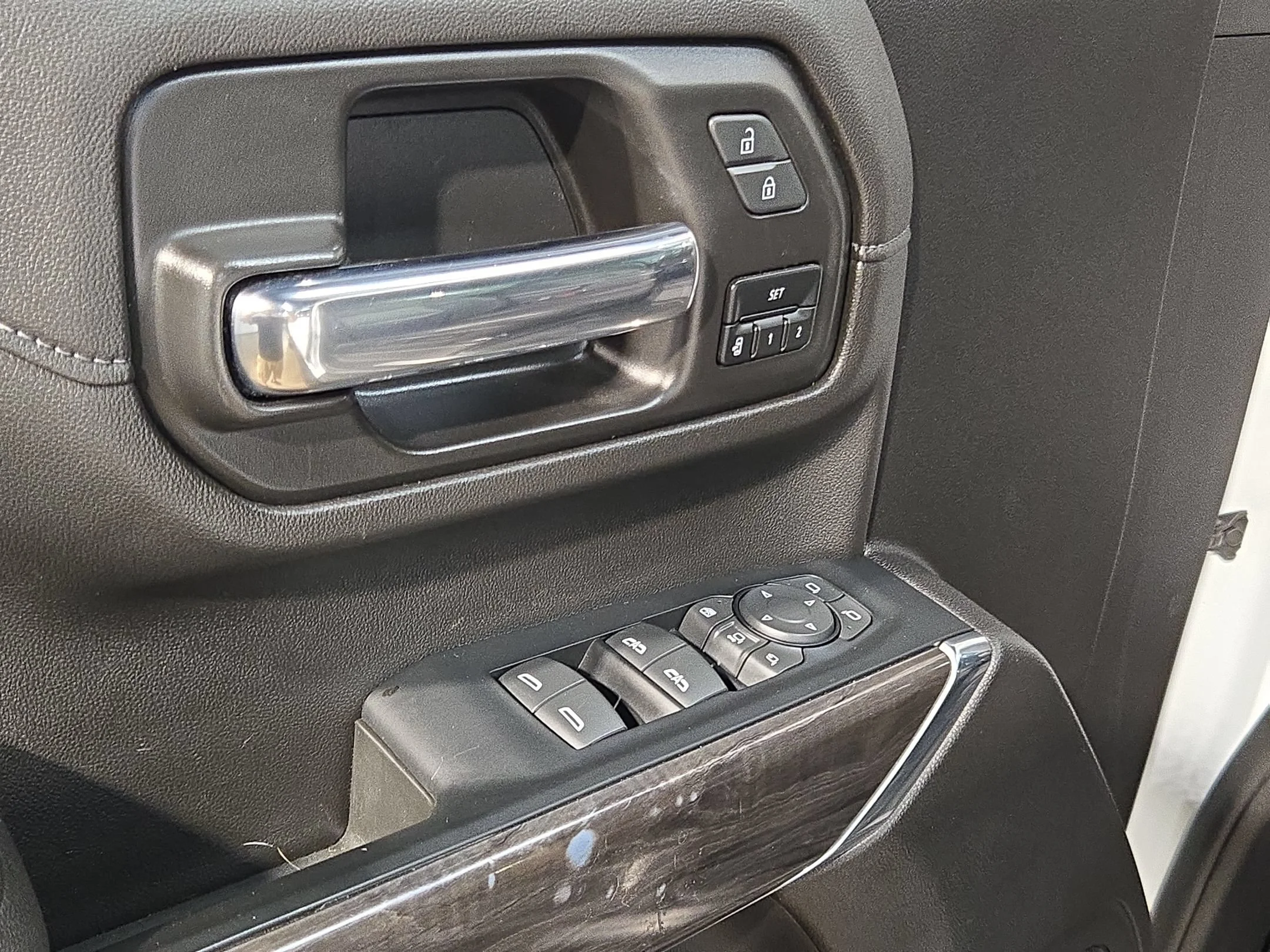 Used 2023 Summit White Chevrolet LTZ image 21
